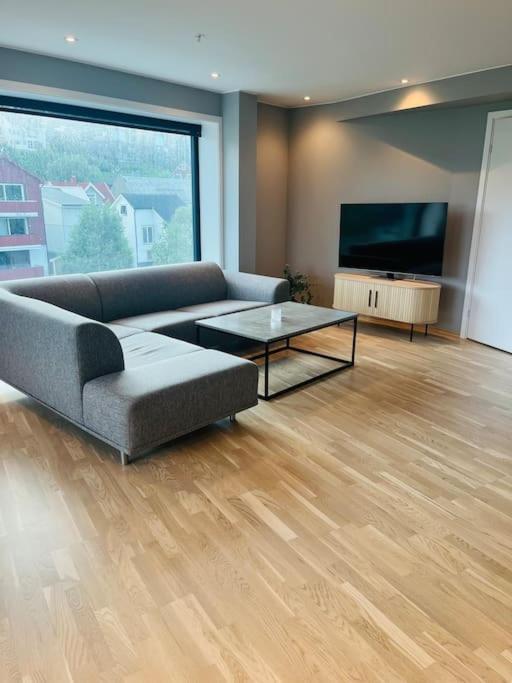 City Center 7Th Floor Apartement With Beautiful View Tromso Exterior photo